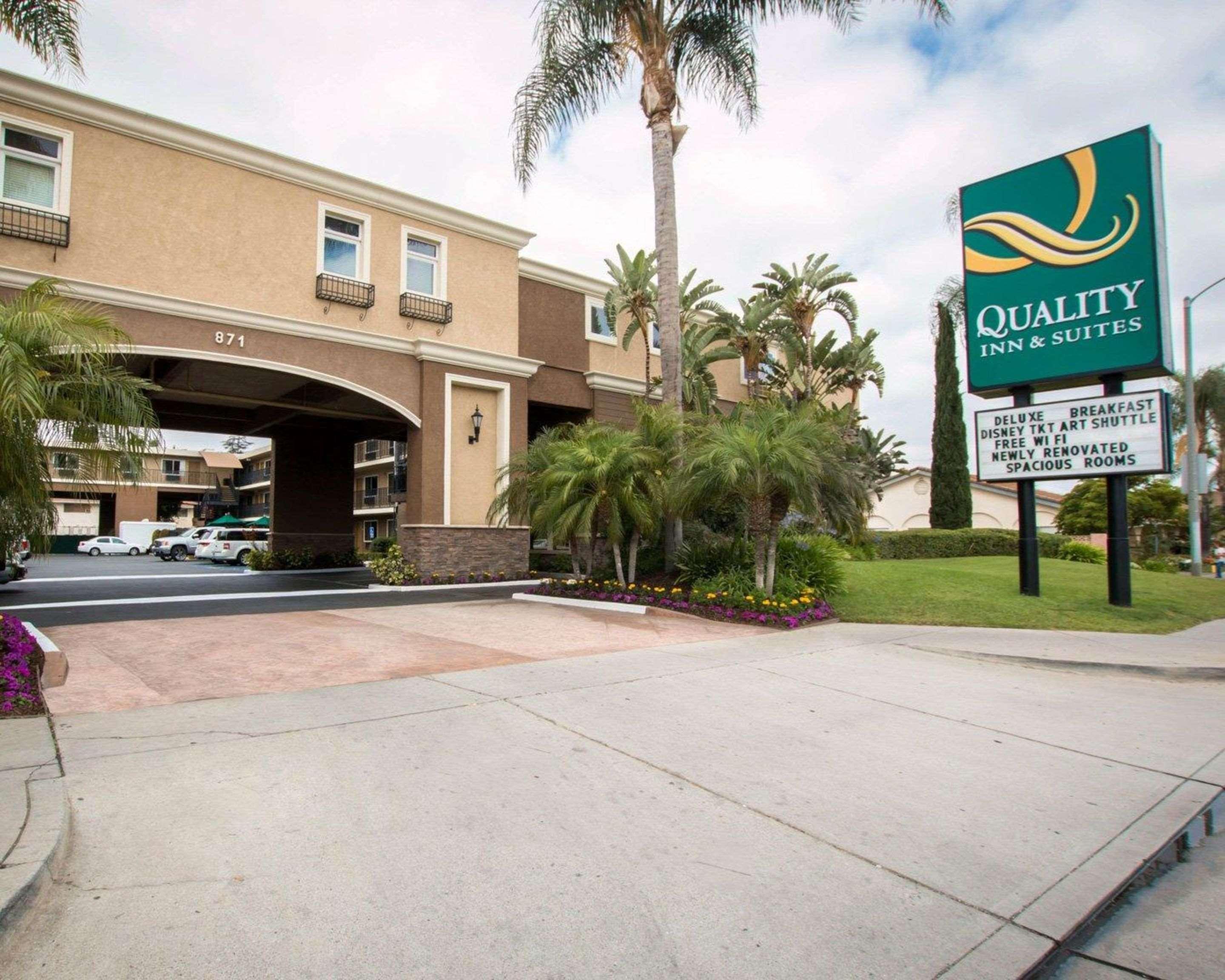 Quality Inn & Suites Anaheim Maingate Dış mekan fotoğraf